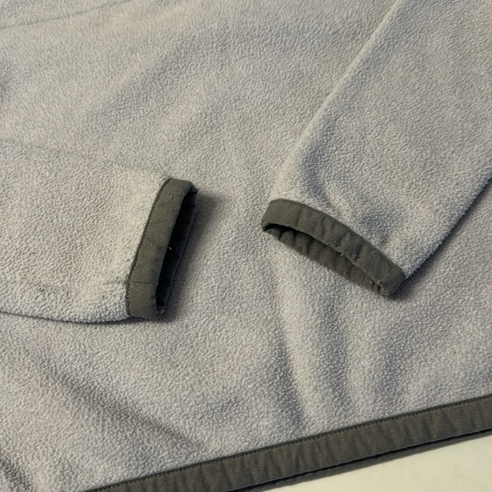 Vineyard vines fleece pullover boys size 7. Good used condition - Picture 4 of 6